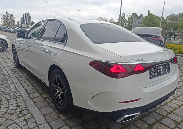 Mercedes-Benz Klasa E cena 339900 przebieg: 10500, rok produkcji 2023 z Opole małe 466